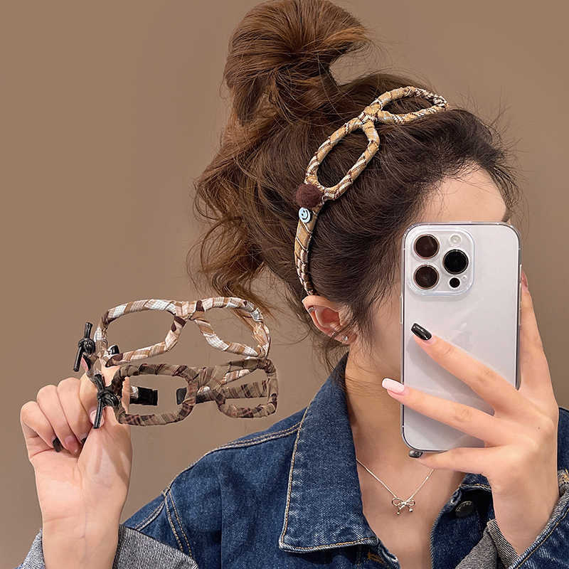 Women Accessories Photos - Diadema con montura de gafas de