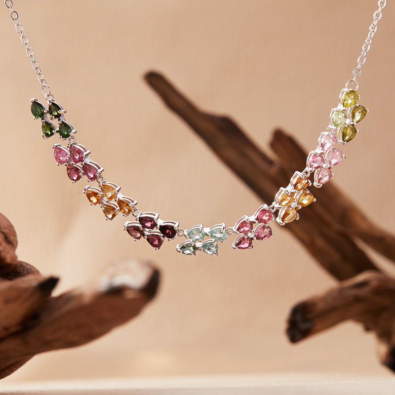 Collar con dije de barra curva - Charm Necklace Dainty reseña y precio
