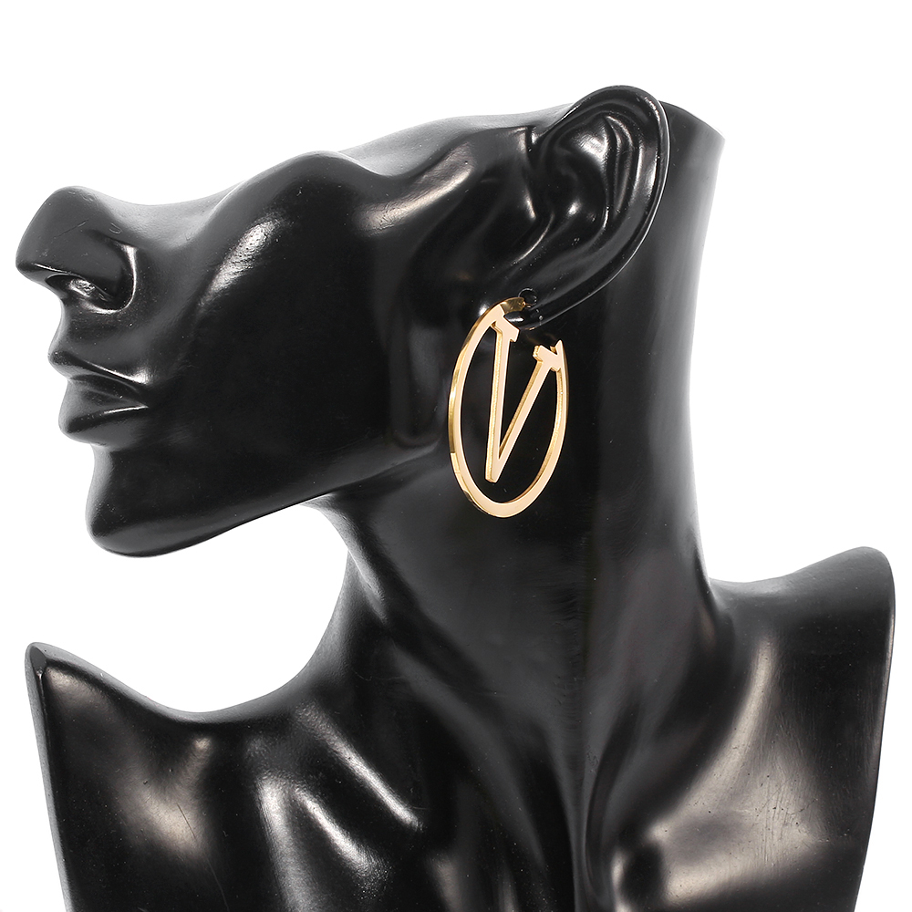 Pendientes de Metal con Letra  - Women Accessories Trendy reseña y precio
